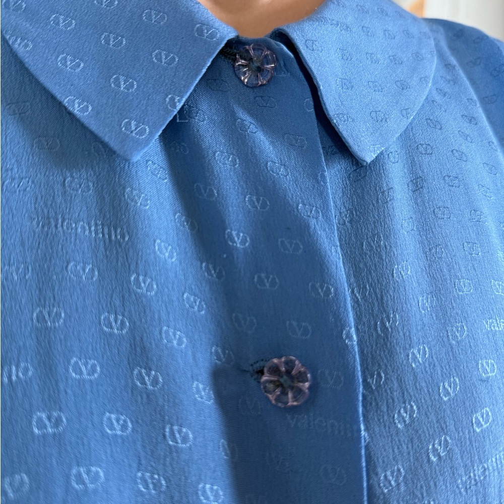 Vintage Valentino Cornflower Blue Short Sleeve Button down Blouse